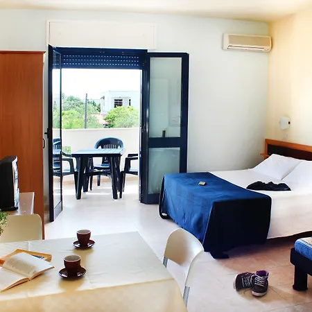 Oasi Salento Aparthotel 3*